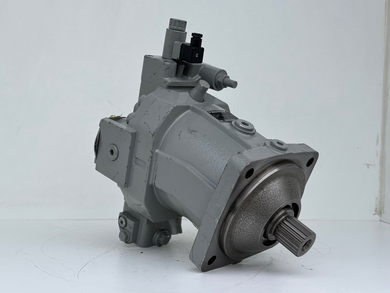 Liebherr Verstellmotor ID-Nr.510240108 - Hydromatik Rexroth Axialkolben-Verstellmotor Typ:A6VM140EP2D/63W-VZB017HB. #24338070# - Động cơ thủy lực cho Cần cẩu bánh xích: hình 2 Liebherr Verstellmotor ID-Nr.510240108 - Hydromatik Rexroth Axialkolben-Verstellmotor Typ:A6VM140EP2D/63W-VZB017HB. #24338070# - Động cơ thủy lực cho Cần cẩu bánh xích: hình 2