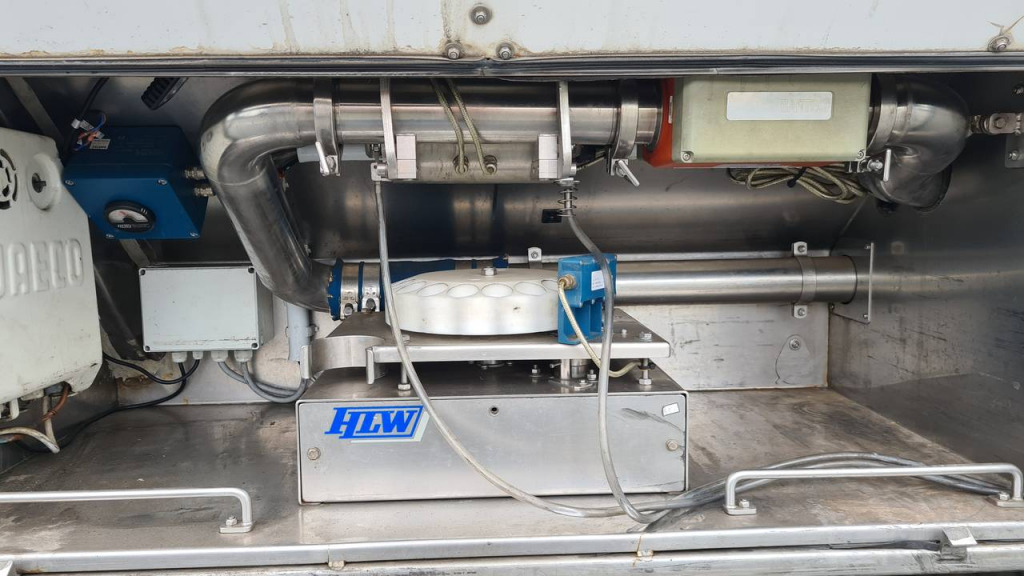 MAN TGS 26.400 (6x2) (Nr. 4957) - Xe bồn: hình 2 MAN TGS 26.400 (6x2) (Nr. 4957) - Xe bồn: hình 2