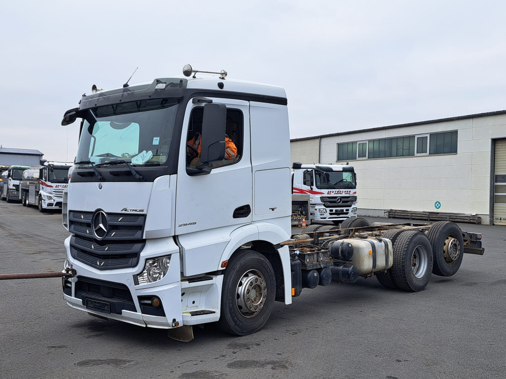Mercedes Benz Actros 2545 L 6x2 Motorschaden(Nr. 5785) - Xe tải khung gầm: hình 3 Mercedes Benz Actros 2545 L 6x2 Motorschaden(Nr. 5785) - Xe tải khung gầm: hình 3