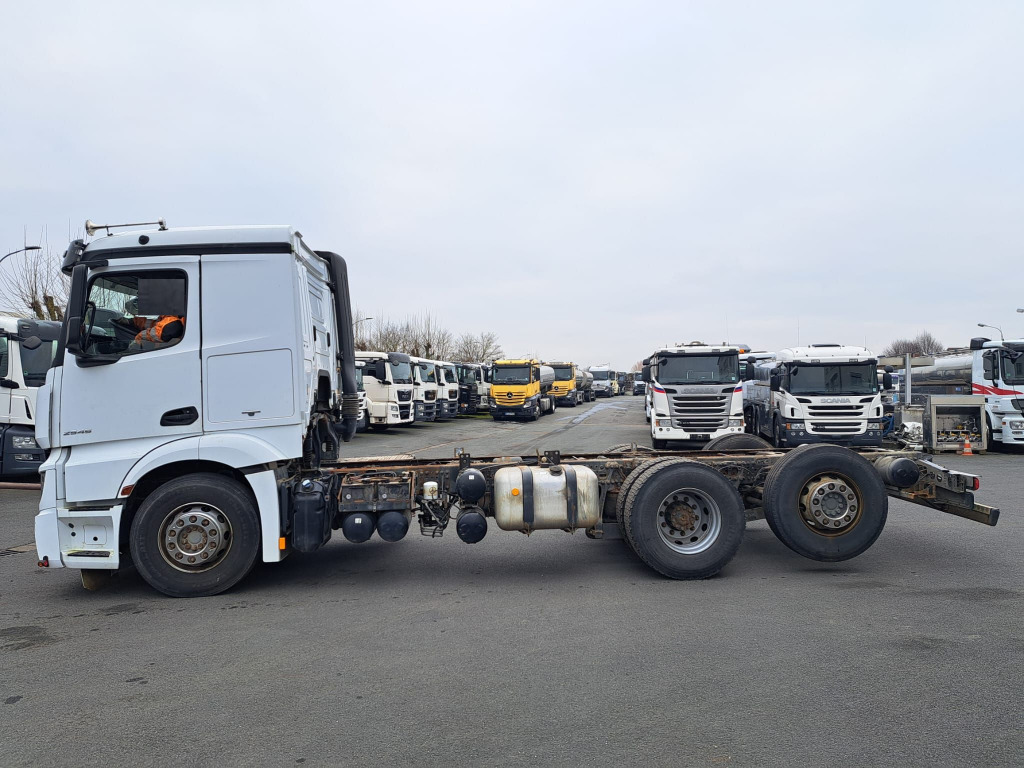 Mercedes Benz Actros 2545 L 6x2 Motorschaden(Nr. 5785) - Xe tải khung gầm: hình 2 Mercedes Benz Actros 2545 L 6x2 Motorschaden(Nr. 5785) - Xe tải khung gầm: hình 2