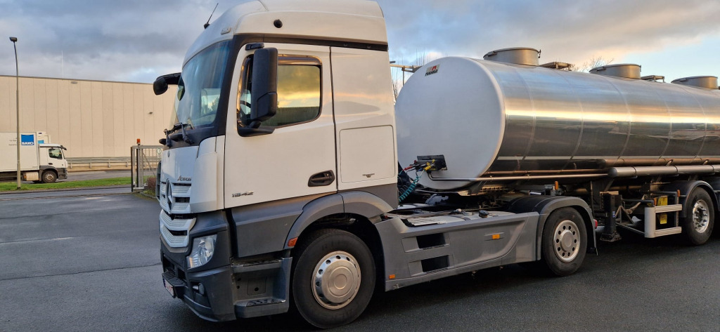 Mercedes Benz Actros 1842 4x2 (Nr. 5952) - Xe đầu kéo: hình 1 Mercedes Benz Actros 1842 4x2 (Nr. 5952) - Xe đầu kéo: hình 1