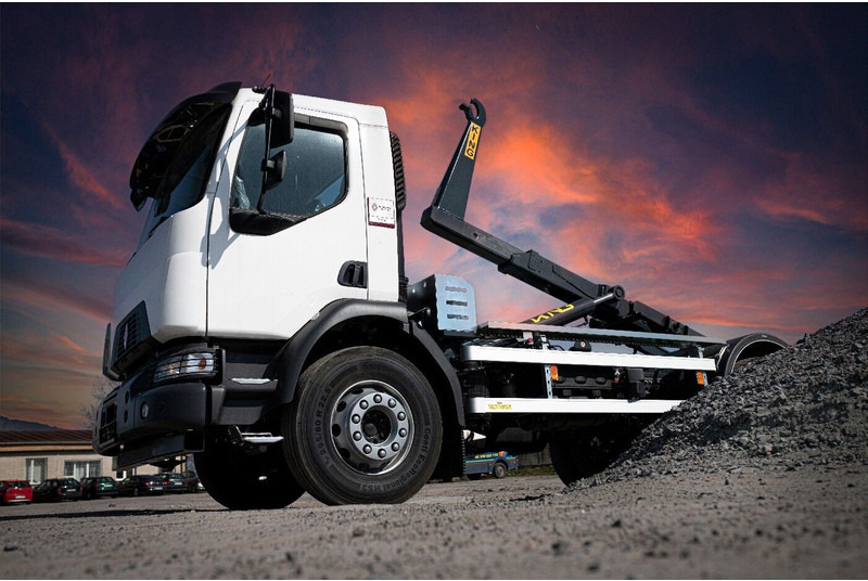 Renault D 18 HIGH P - Xe tải nâng móc: hình 1 Renault D 18 HIGH P - Xe tải nâng móc: hình 1