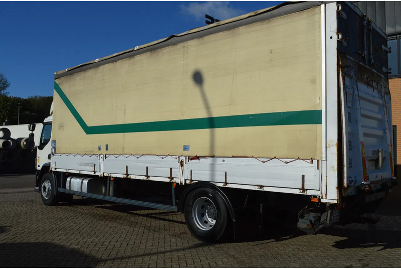 DAF CF 250 * EURO3 * MANUAL * 4X2 * - Xe tải thùng mui bạt: hình 3 DAF CF 250 * EURO3 * MANUAL * 4X2 * - Xe tải thùng mui bạt: hình 3