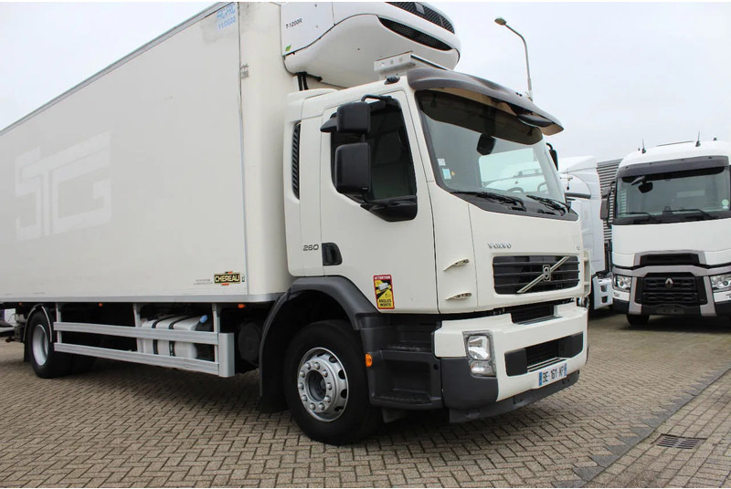 Volvo FE 240 * EURO5 * THERMO KING T-1200R * 4X2 * - Xe tải đông lạnh: hình 5 Volvo FE 240 * EURO5 * THERMO KING T-1200R * 4X2 * - Xe tải đông lạnh: hình 5