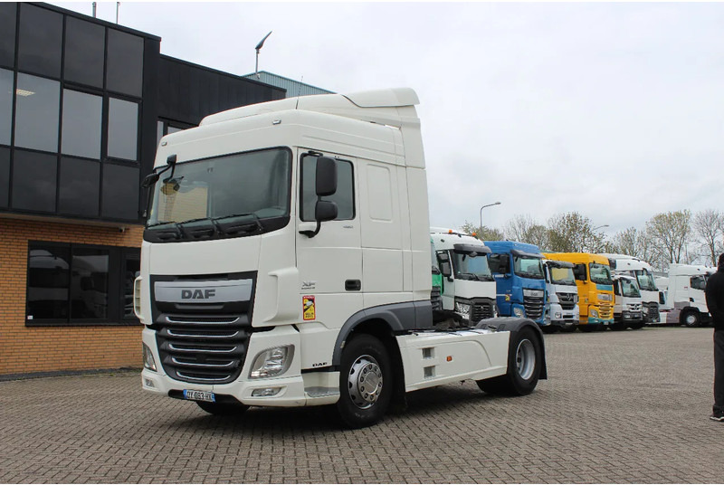 DAF XF 106.460 * EURO6 * 4X2 * - Xe đầu kéo: hình 1 DAF XF 106.460 * EURO6 * 4X2 * - Xe đầu kéo: hình 1