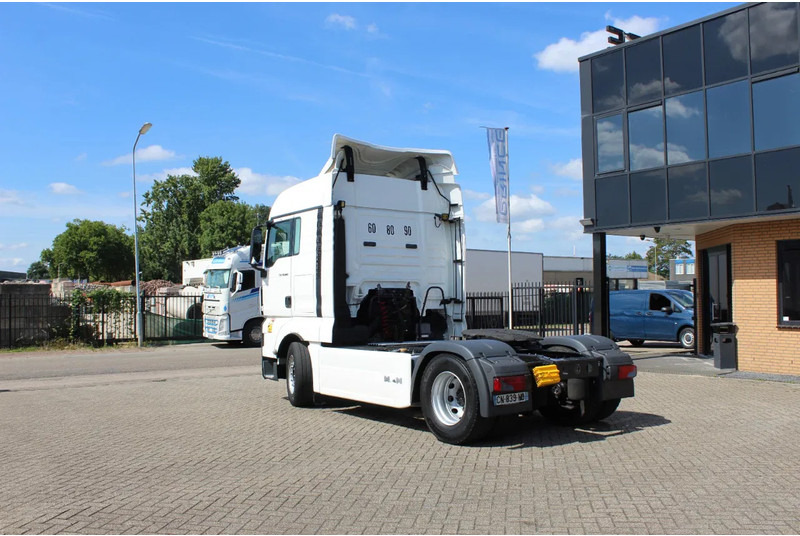 MAN TGX 18.440 - Xe đầu kéo: hình 2 MAN TGX 18.440 - Xe đầu kéo: hình 2