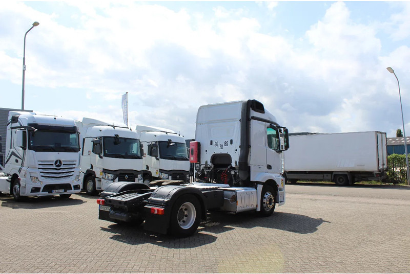 Mercedes-Benz Actros 1843 * EURO6 * 4x2 * - Xe đầu kéo: hình 4 Mercedes-Benz Actros 1843 * EURO6 * 4x2 * - Xe đầu kéo: hình 4