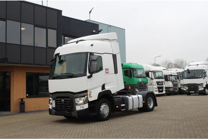 Renault T440 * 2 TANK * 4x2 * - Xe đầu kéo: hình 1 Renault T440 * 2 TANK * 4x2 * - Xe đầu kéo: hình 1