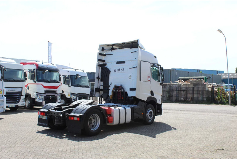 Renault T460 * RETARDER * 2 TANK * 4x2 * - Xe đầu kéo: hình 4 Renault T460 * RETARDER * 2 TANK * 4x2 * - Xe đầu kéo: hình 4