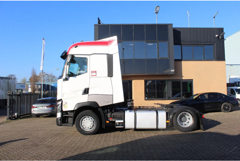 Renault T520 * RETARDER * 4X2 * HYDRAILIC * - Xe đầu kéo: hình 2 Renault T520 * RETARDER * 4X2 * HYDRAILIC * - Xe đầu kéo: hình 2