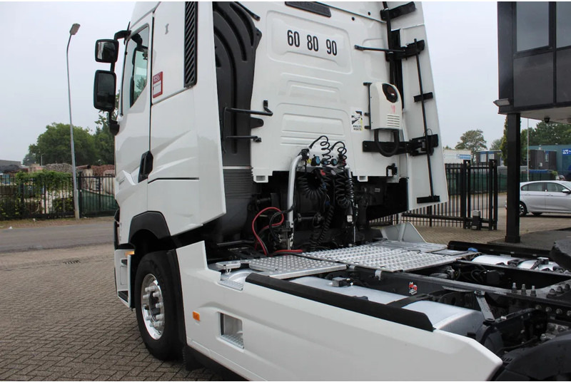 Renault T520 * Retarder * 4x2 * Full Option * - Xe đầu kéo: hình 2 Renault T520 * Retarder * 4x2 * Full Option * - Xe đầu kéo: hình 2
