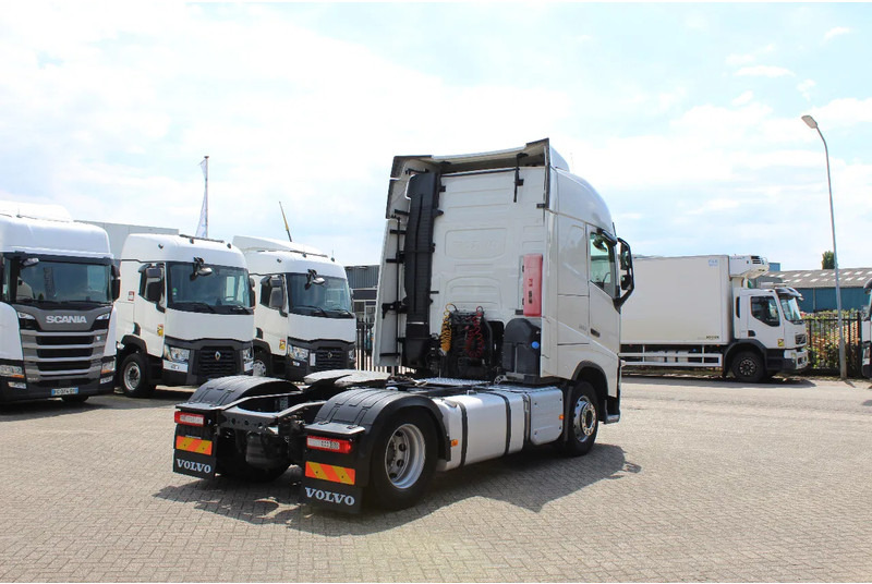 Volvo FH 13.500 * EURO6 * 4X2 * - Xe đầu kéo: hình 4 Volvo FH 13.500 * EURO6 * 4X2 * - Xe đầu kéo: hình 4