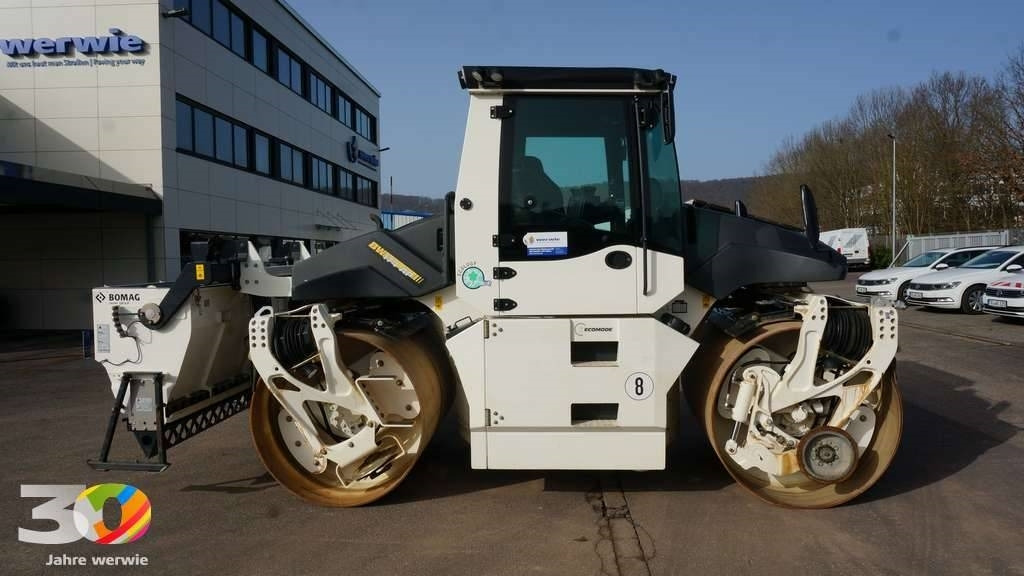 Bomag BW 174 AP-4i AM - Máy lăn đường: hình 1 Bomag BW 174 AP-4i AM - Máy lăn đường: hình 1