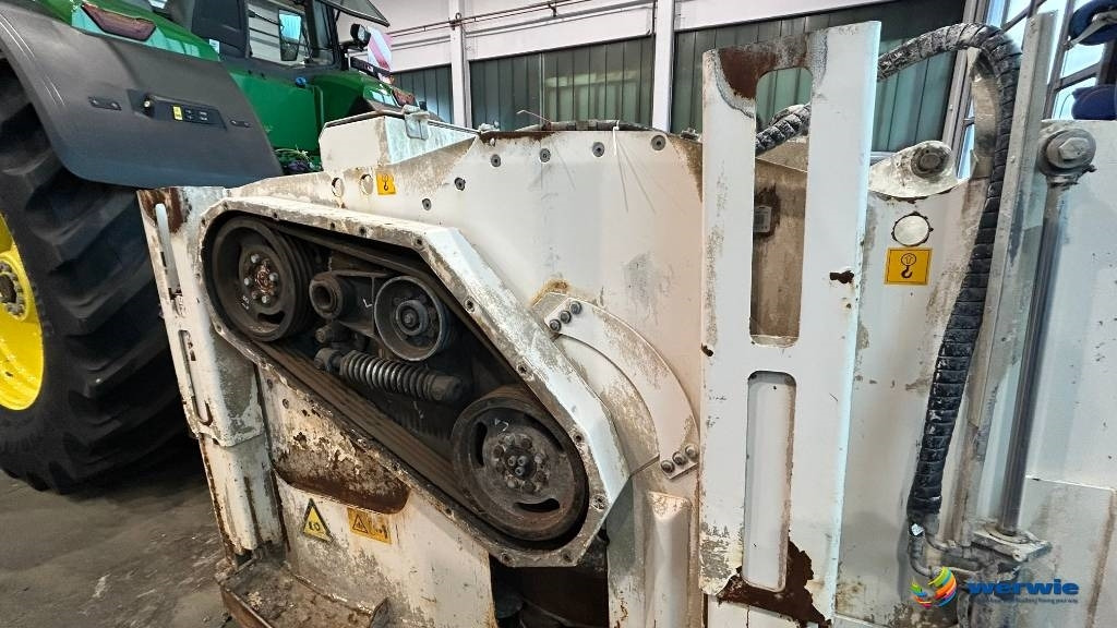 Wirtgen WS 250 - Máy nhựa đường: hình 3 Wirtgen WS 250 - Máy nhựa đường: hình 3