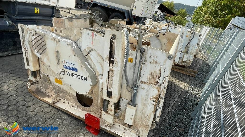 Wirtgen WS 250 - Máy nhựa đường: hình 2 Wirtgen WS 250 - Máy nhựa đường: hình 2
