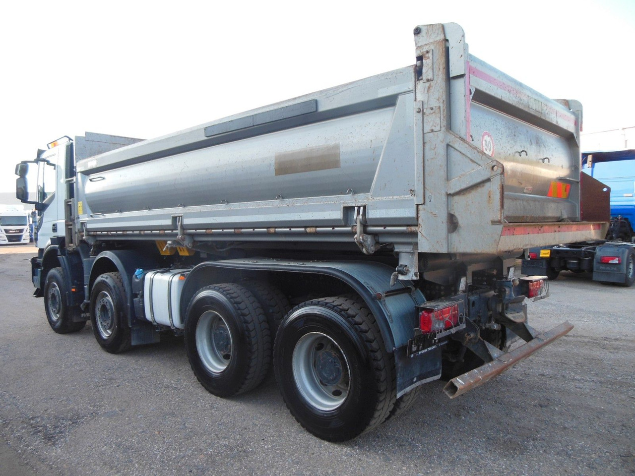 Iveco STRALIS X-WAY 480, 8X4, BORDMATIC, AHK, TOP!!! - Xe ben: hình 4 Iveco STRALIS X-WAY 480, 8X4, BORDMATIC, AHK, TOP!!! - Xe ben: hình 4