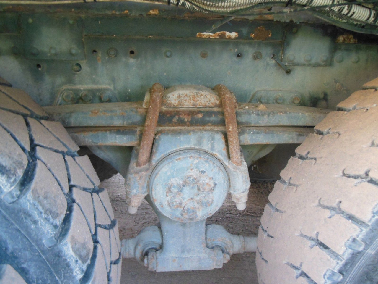 MAN TGA 35.410, 8X4, MIX + PUMPE 24M - Xe bơm bê tông: hình 5 MAN TGA 35.410, 8X4, MIX + PUMPE 24M - Xe bơm bê tông: hình 5