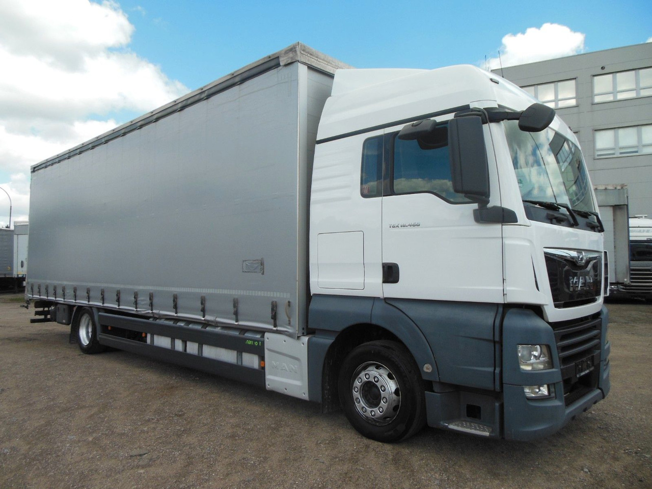 MAN TGX 18.460, XLX, VOLL LUFT, PRITSCHE 9,2M, TOP!! - Xe tải thùng mui bạt: hình 2 MAN TGX 18.460, XLX, VOLL LUFT, PRITSCHE 9,2M, TOP!! - Xe tải thùng mui bạt: hình 2