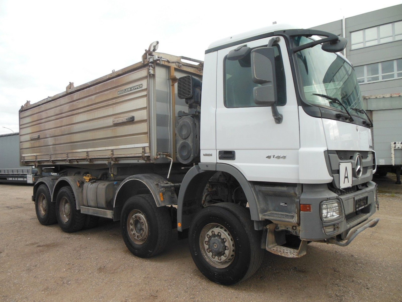 Mercedes-Benz ACTROS 4144, 8X6, 3 PEDALE, MEILLER, BODRMATIC - Xe ben: hình 2 Mercedes-Benz ACTROS 4144, 8X6, 3 PEDALE, MEILLER, BODRMATIC - Xe ben: hình 2
