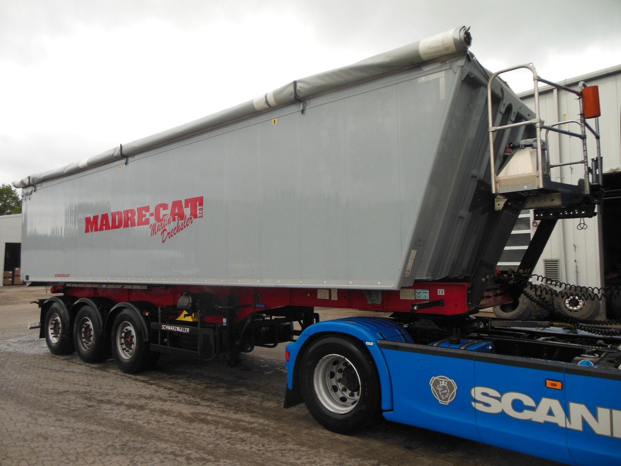 Schwarzmüller KIS 3/E, SAF, 49M3, ACHSEN 9 TONE, TOP - Sơ mi rơ moóc ben: hình 2 Schwarzmüller KIS 3/E, SAF, 49M3, ACHSEN 9 TONE, TOP - Sơ mi rơ moóc ben: hình 2