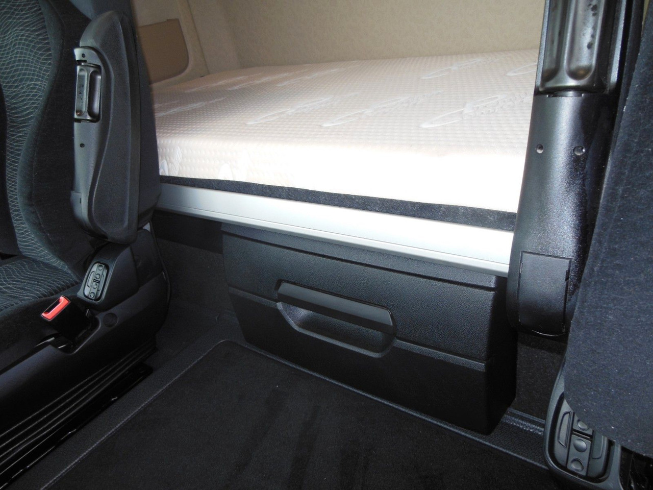 Cho thuê  Mercedes-Benz 3353 ACTROS, 6X4, TRK, SET 120 TON, WIE NEUE!E!! Mercedes-Benz 3353 ACTROS, 6X4, TRK, SET 120 TON, WIE NEUE!E!!: hình 17