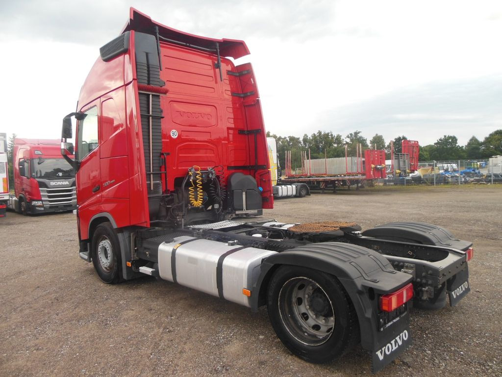 Volvo FH 13/500, LOWDECK, GLOBE XL, I PARK COOL, TOP!! - Xe đầu kéo: hình 4 Volvo FH 13/500, LOWDECK, GLOBE XL, I PARK COOL, TOP!! - Xe đầu kéo: hình 4