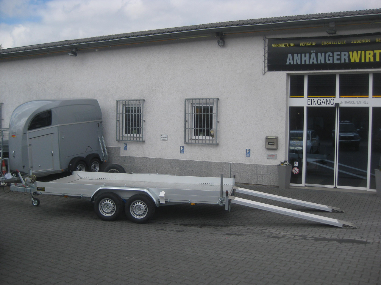 Anssems Transporter AMT 2500 407x180x18cm Aluboden Alurampen Seilwinde 2500kg online - Rơ moóc tự động vận chuyển: hình 1 Anssems Transporter AMT 2500 407x180x18cm Aluboden Alurampen Seilwinde 2500kg online - Rơ moóc tự động vận chuyển: hình 1