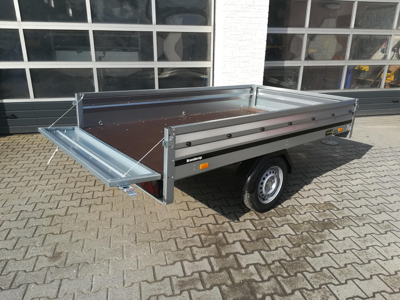 Brenderup 3251 SUB 750 250x142x35cm (S) 750kg - Rơ moóc xe hơi: hình 5 Brenderup 3251 SUB 750 250x142x35cm (S) 750kg - Rơ moóc xe hơi: hình 5
