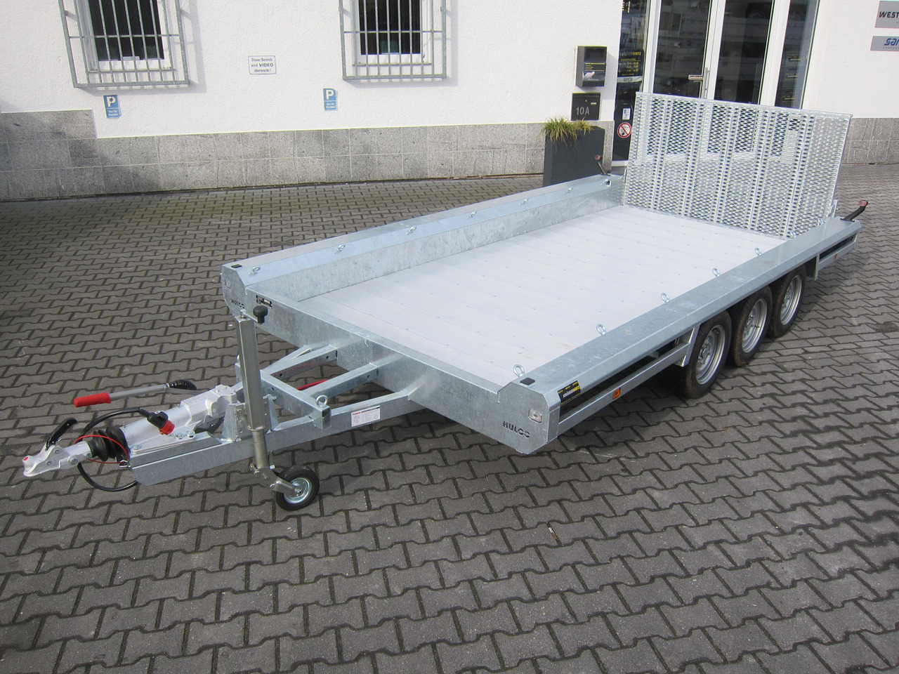 HULCO TERRAX Aluboden 394x188x27cm Heckrampe 100cm Tridem (XL) 3500kg - Rơ moóc để vận chuyển thiết bị: hình 1 HULCO TERRAX Aluboden 394x188x27cm Heckrampe 100cm Tridem (XL) 3500kg - Rơ moóc để vận chuyển thiết bị: hình 1