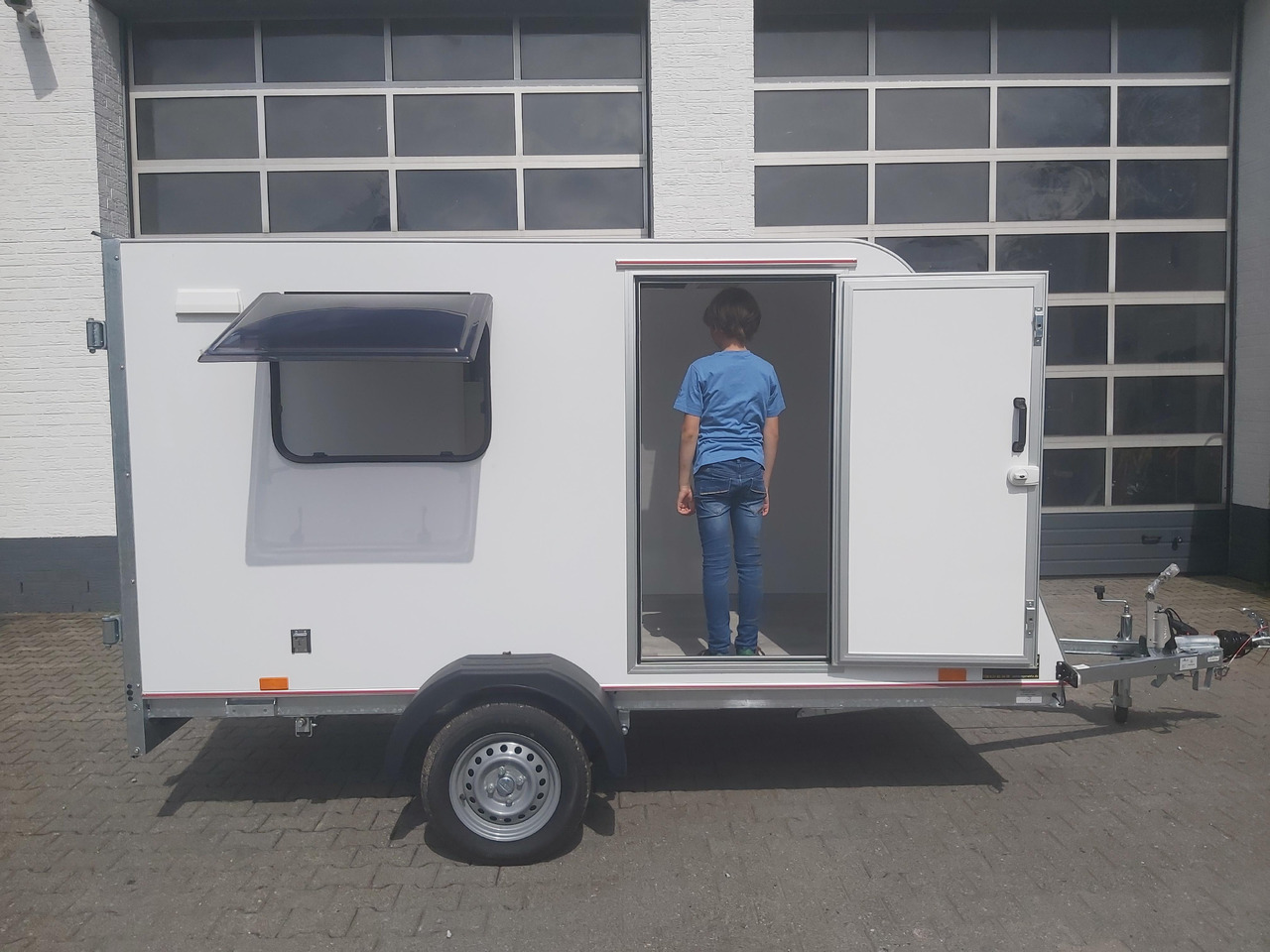 Rơ moóc kiểu caravan Kargo Camp TFS S Midi 320x150x150cm aero Seitentür Fenster Strom 230V (S) 750kg gebremst Modell 22: hình 11