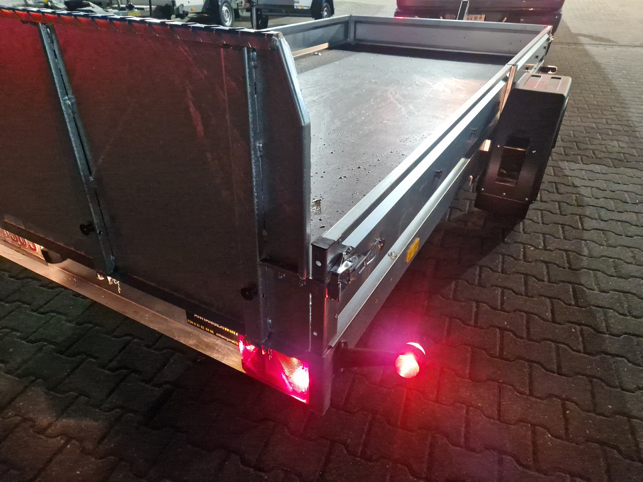 Rơ moóc thùng lửng/ Phẳng Kleinfahrzeug Universal Transporter Multi XL easyload UNI N18-380m18 (L) 1800kg Modell 2025: hình 17