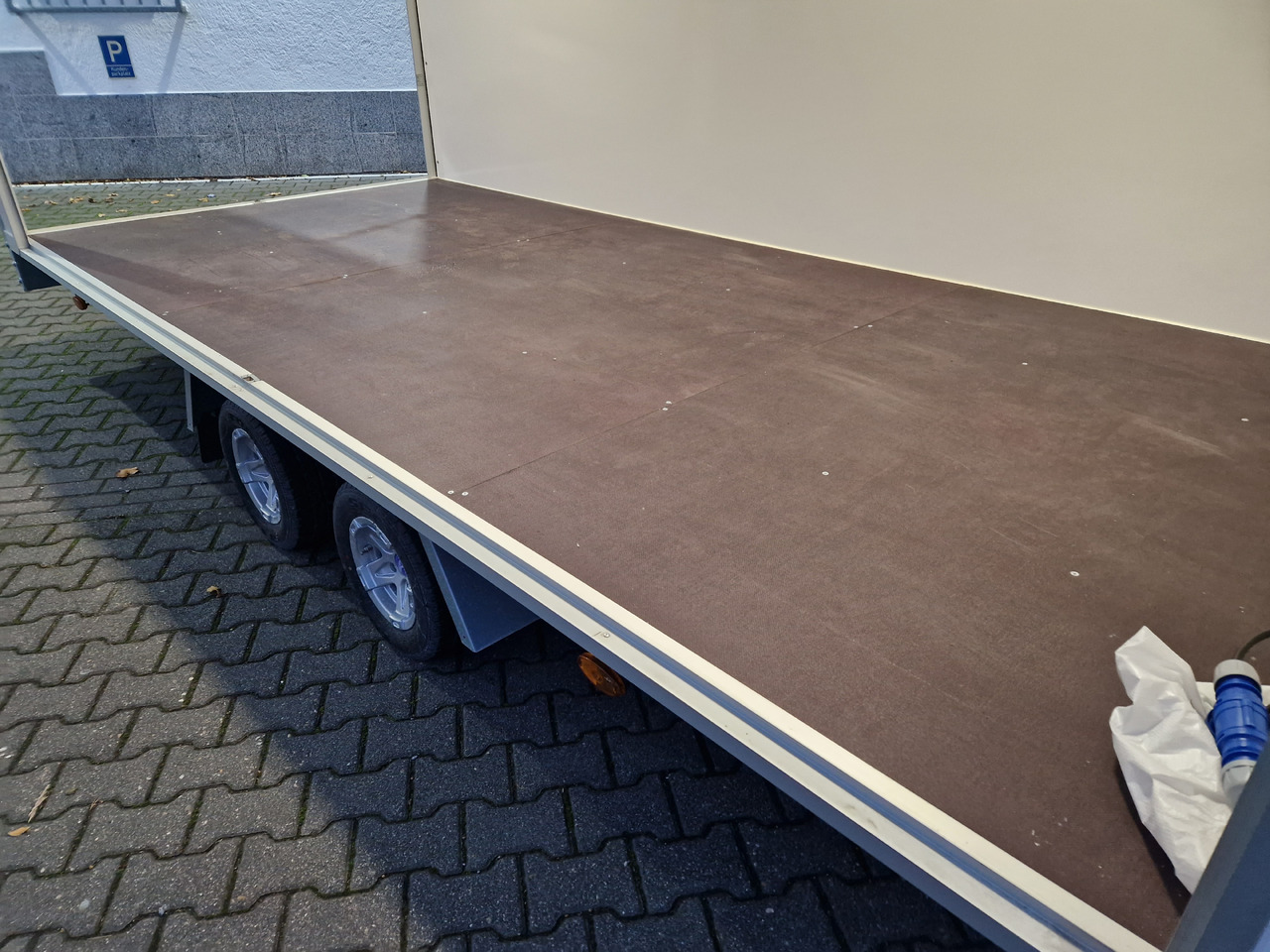 Rơ moóc bán hàng Koffer Hochlader FC 275HTLAERO10AF Messe 500x200x195cm Alufelgen 230V IL (XXL) 2700kg 100km/H: hình 10