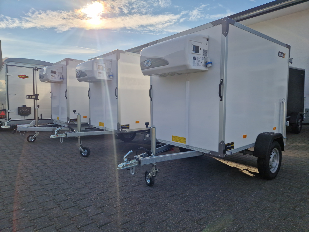 Kühlanhänger 752 DK2 Classic 199x124x150cm XPS Govi Kühlung 750kg ungebremst - Rơ moóc đông lạnh: hình 3 Kühlanhänger 752 DK2 Classic 199x124x150cm XPS Govi Kühlung 750kg ungebremst - Rơ moóc đông lạnh: hình 3