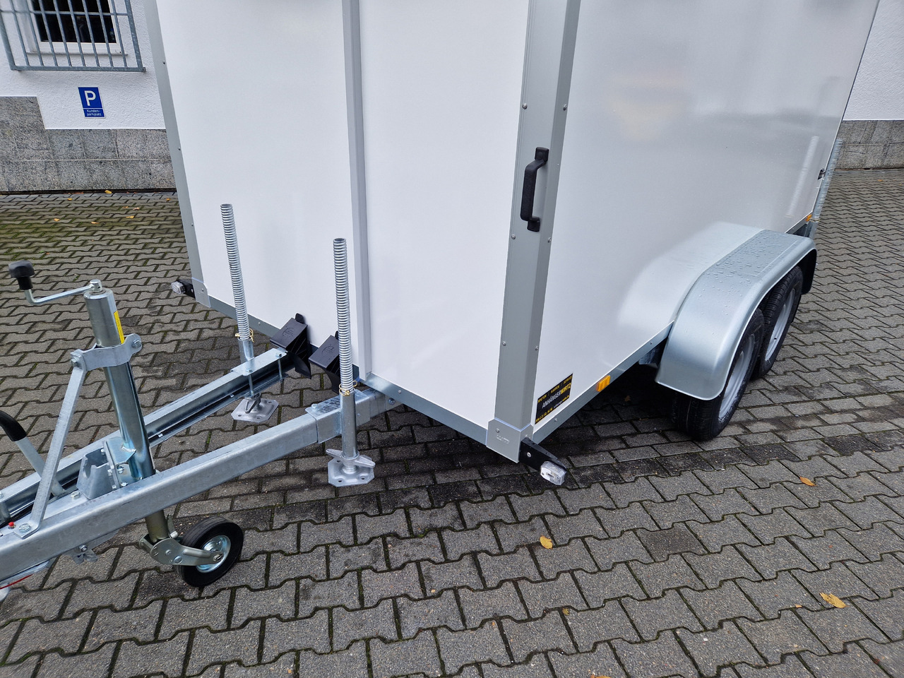 Kühlanhänger AZKF C 2735/155 343x154x200cm CiBIN 230V +Standkühlung (L) 2700kg Abverkauf - Rơ moóc đông lạnh: hình 4 Kühlanhänger AZKF C 2735/155 343x154x200cm CiBIN 230V +Standkühlung (L) 2700kg Abverkauf - Rơ moóc đông lạnh: hình 4