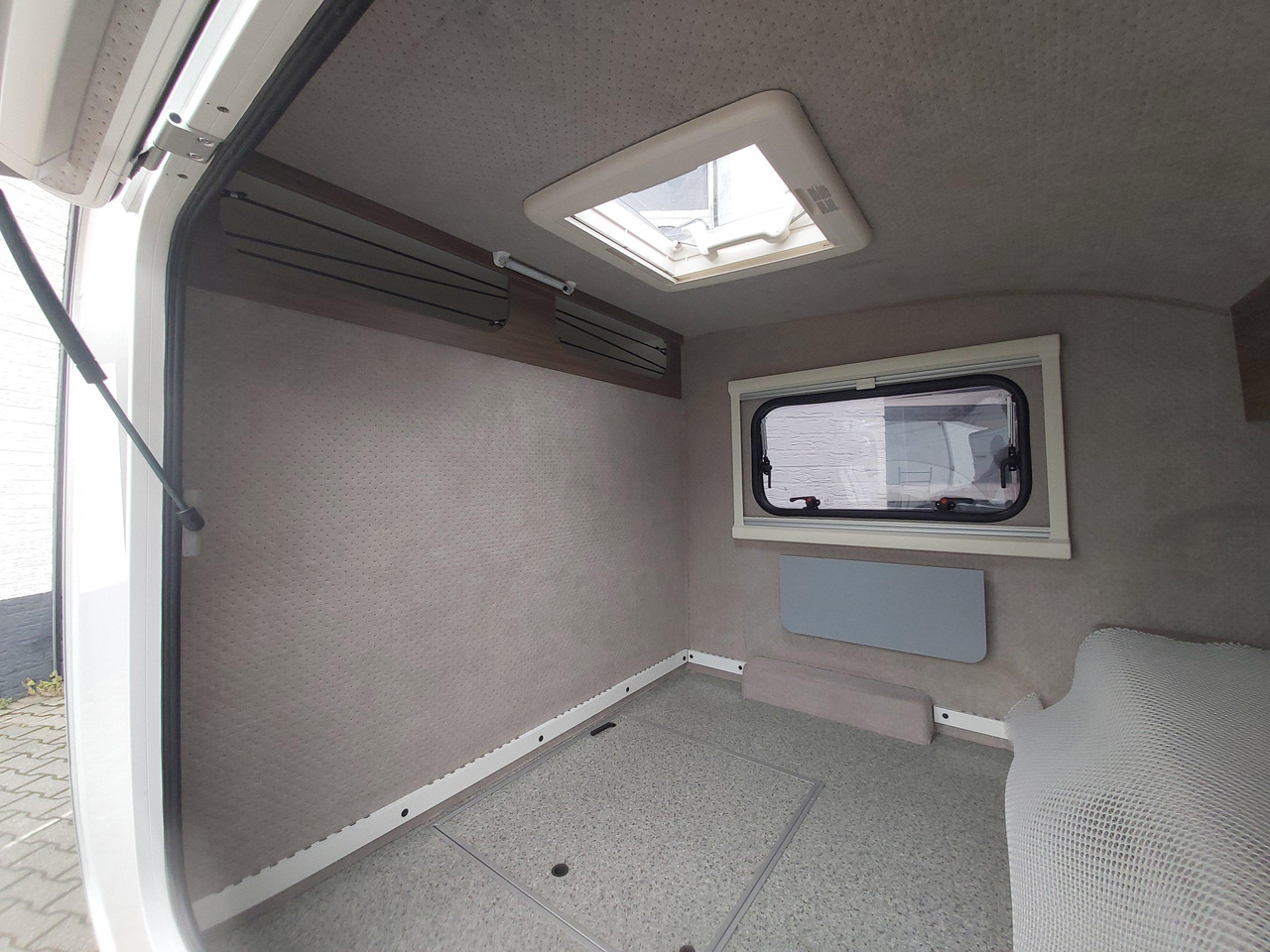 Rơ moóc kiểu caravan Mini Camper Mini Tommy TMC25 Basic 252x140x121cm 100 km/H 750kg ungebremst Januar AKTION: hình 7 Rơ moóc kiểu caravan Mini Camper Mini Tommy TMC25 Basic 252x140x121cm 100 km/H 750kg ungebremst Januar AKTION: hình 7