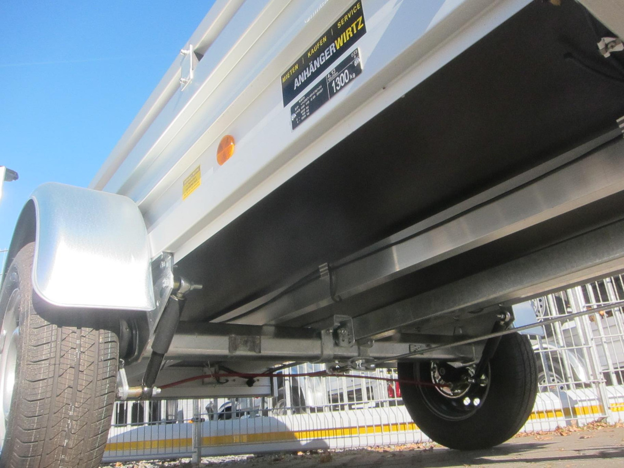 PKW Anhänger Koch Aluline 4.13 250x125x44cm (S) 1300kg 100 km/H Online Aktion Modell 2024 - Rơ moóc xe hơi: hình 5 PKW Anhänger Koch Aluline 4.13 250x125x44cm (S) 1300kg 100 km/H Online Aktion Modell 2024 - Rơ moóc xe hơi: hình 5
