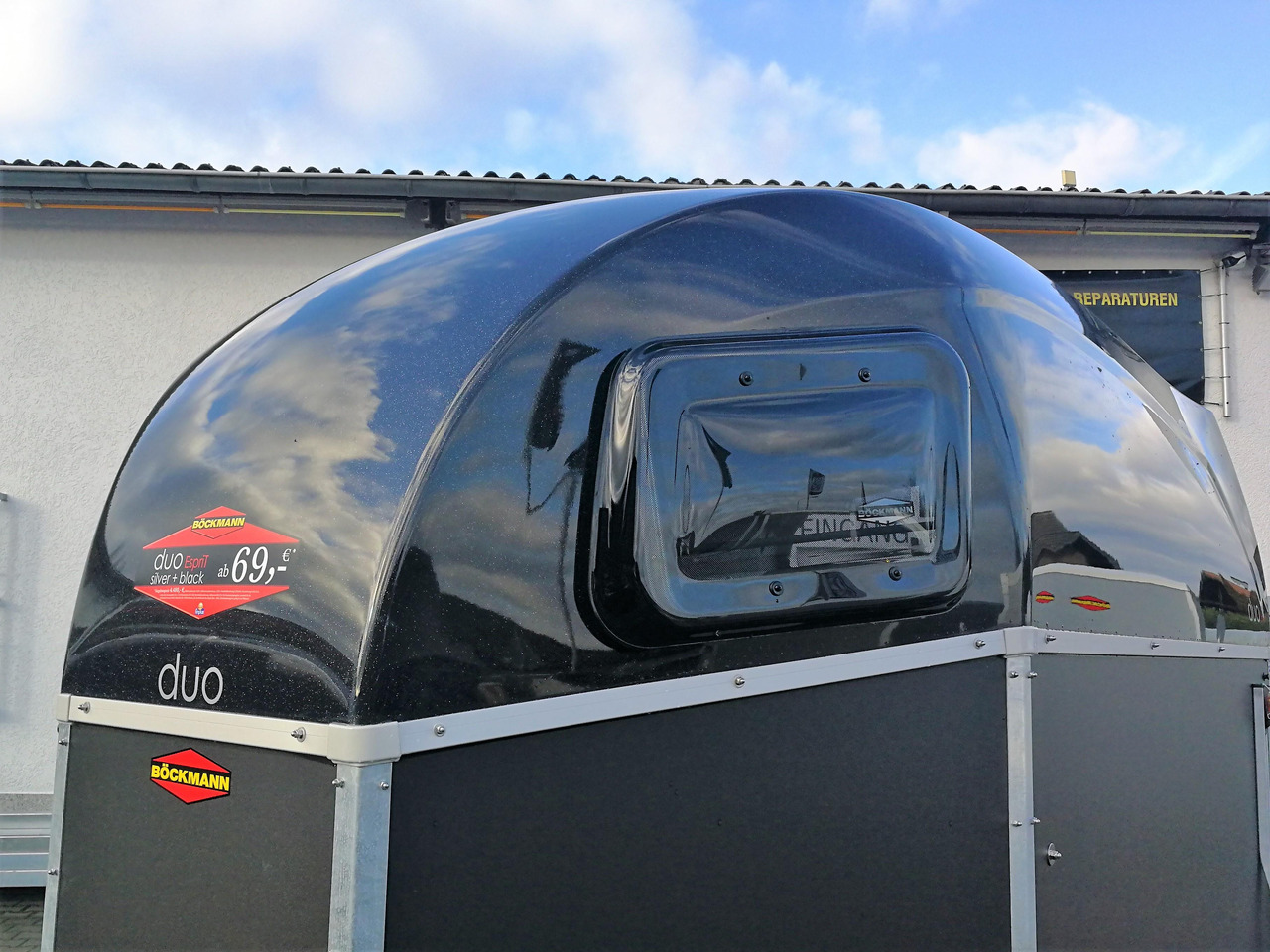 Pferdeanhänger Böckmann DUO Esprit silver black Haube schwarz 2400kg Modell 2024 - Rơ moóc chở ngựa: hình 4 Pferdeanhänger Böckmann DUO Esprit silver black Haube schwarz 2400kg Modell 2024 - Rơ moóc chở ngựa: hình 4