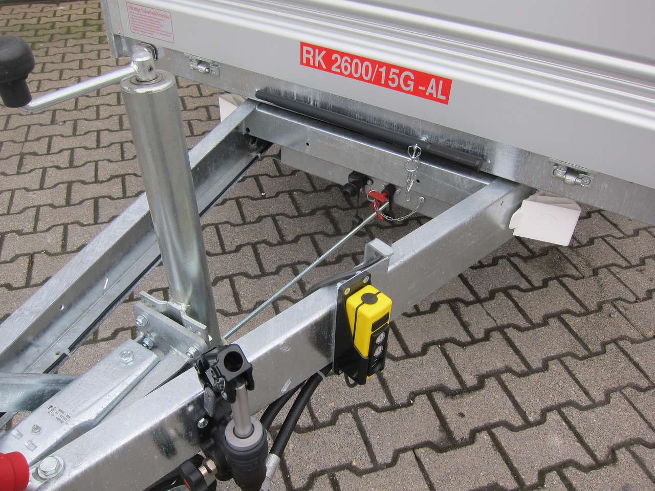 Pongratz Kipper RK 2600/15 G-AL Elektrisch + Notpumpe 260x151x36cm Stahlboden Pendel 13" 1800kg - Rơ moóc ben: hình 3 Pongratz Kipper RK 2600/15 G-AL Elektrisch + Notpumpe 260x151x36cm Stahlboden Pendel 13" 1800kg - Rơ moóc ben: hình 3