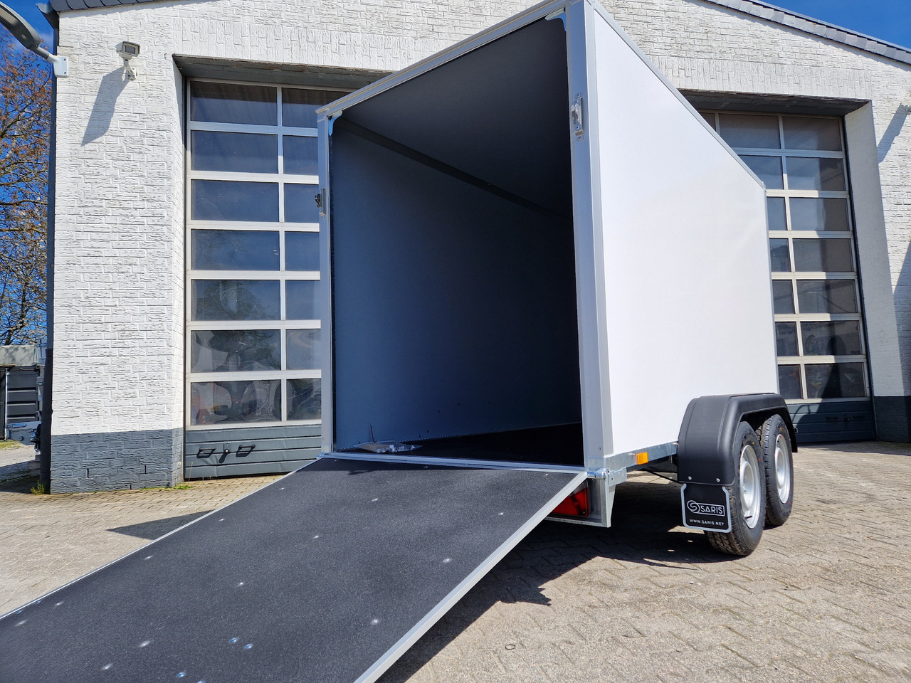 Rơ moóc hộp kín Saris Koffer GO 306 154 180 2700 2 306x154x180cm GFK weiß Auffahrklappe (M) 2700kg Modell 2025: hình 12
