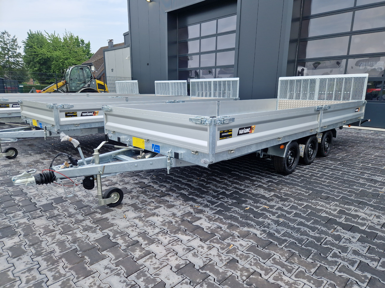 Variant Maschinentransporter 3553 UX Maxi LOAD blackline LED Tridem Parabel 3500kg - Rơ moóc để vận chuyển thiết bị: hình 1 Variant Maschinentransporter 3553 UX Maxi LOAD blackline LED Tridem Parabel 3500kg - Rơ moóc để vận chuyển thiết bị: hình 1