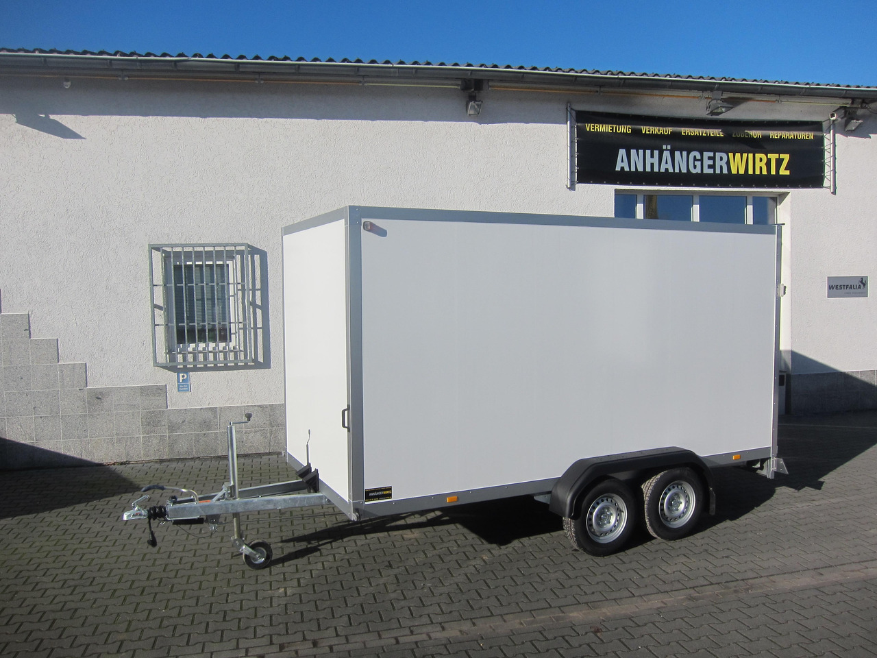 WM Meyer Koffer AZ 2740/185 S35 + Heckrampe 401x185x205cm (XL) 2700kg Januar Aktion Modell 2024 - Rơ moóc hộp kín: hình 2 WM Meyer Koffer AZ 2740/185 S35 + Heckrampe 401x185x205cm (XL) 2700kg Januar Aktion Modell 2024 - Rơ moóc hộp kín: hình 2
