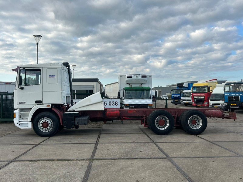 DAF 95.400 - Xe tải khung gầm: hình 2 DAF 95.400 - Xe tải khung gầm: hình 2