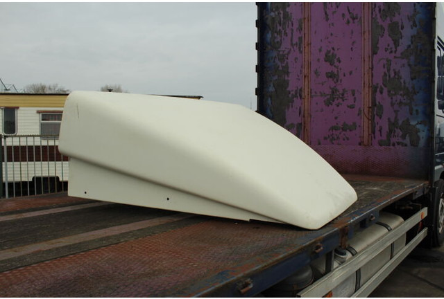 DAF 95 - Khí động học/ Spoiler: hình 2 DAF 95 - Khí động học/ Spoiler: hình 2