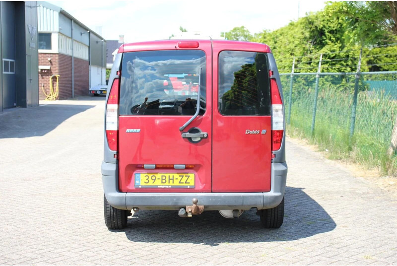 Fiat Doblò Cargo 1.9 JTD SCHUIFDEUR - Xe van chở hàng: hình 4 Fiat Doblò Cargo 1.9 JTD SCHUIFDEUR - Xe van chở hàng: hình 4