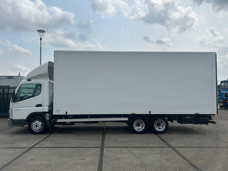 Mitsubishi Fuso CANTER 3C15 - Xe tải hộp: hình 2 Mitsubishi Fuso CANTER 3C15 - Xe tải hộp: hình 2