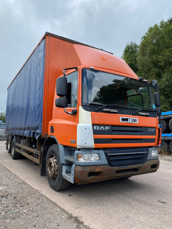 Daf 75 CF 310 6X2 Curtain side - Xe tải thùng mui bạt: hình 2 Daf 75 CF 310 6X2 Curtain side - Xe tải thùng mui bạt: hình 2