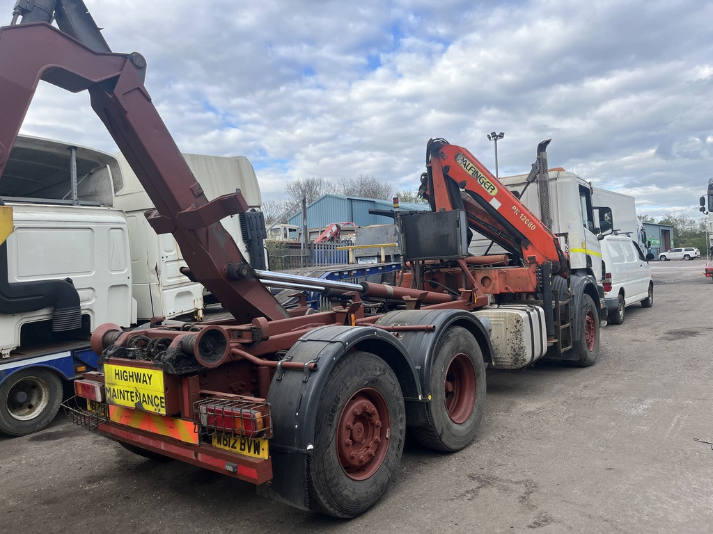 Scania 94D 260 6x2 Rigid - Xe ben: hình 5 Scania 94D 260 6x2 Rigid - Xe ben: hình 5