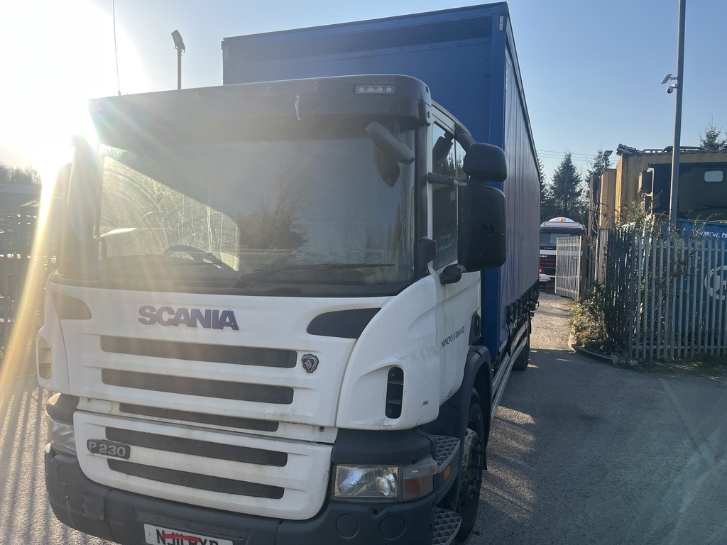 Scania P230 4x2 Curtain side - Xe tải thùng mui bạt: hình 2 Scania P230 4x2 Curtain side - Xe tải thùng mui bạt: hình 2