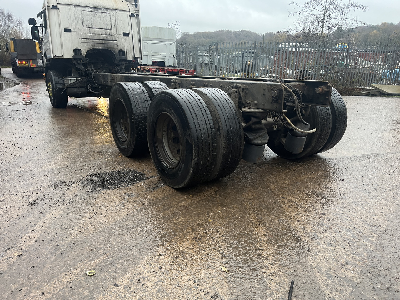 Scania P320 6x2 Chassis Cab - Xe tải khung gầm: hình 3 Scania P320 6x2 Chassis Cab - Xe tải khung gầm: hình 3