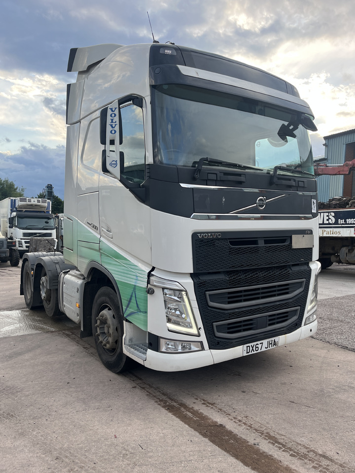 Volvo FH 500 6x2 Tractor Unit - Xe đầu kéo: hình 1 Volvo FH 500 6x2 Tractor Unit - Xe đầu kéo: hình 1